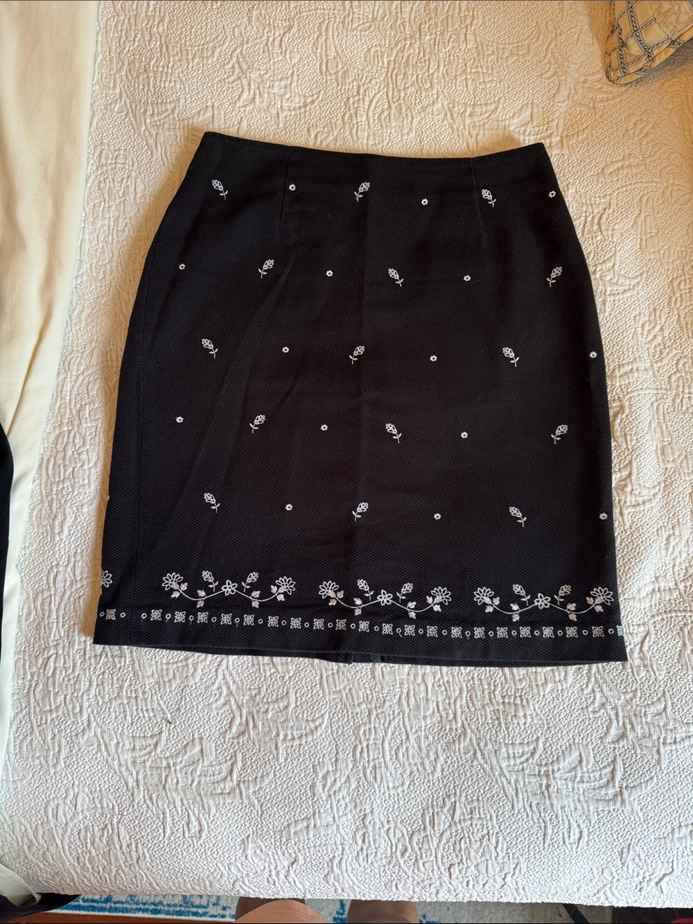 Talbots Black Embroidered Floral Pencil Skirt